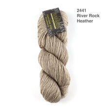 Load image into Gallery viewer, Cascade 220 Heathers and Solids