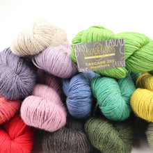 Load image into Gallery viewer, Cascade 220 Heathers and Solids