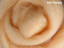 Load image into Gallery viewer, Ashford Corriedale Fibre For Spinning and Felting