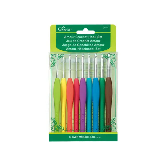 Clover Amour Crochet Hook Set: 10 sizes!