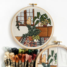 Load image into Gallery viewer, Forals and Floss Embroidery Kits
